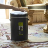 未來的智能室內不銹鋼垃圾桶