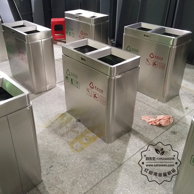無(wú)蓋不銹鋼垃圾桶照片007 無(wú)蓋不銹鋼垃圾桶照片007