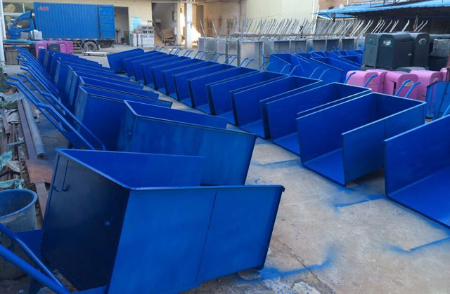 深圳布吉垃圾回收站著火所幸無傷亡 深圳布吉垃圾回收站著火所幸無傷亡