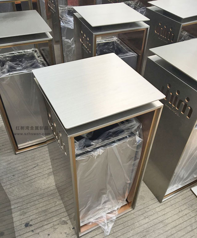 室內不銹鋼垃圾桶圖片004