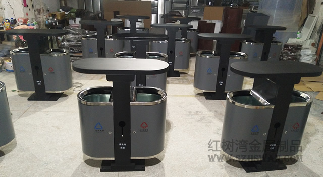 放在公園景區的鋼制垃圾桶能用多少年?