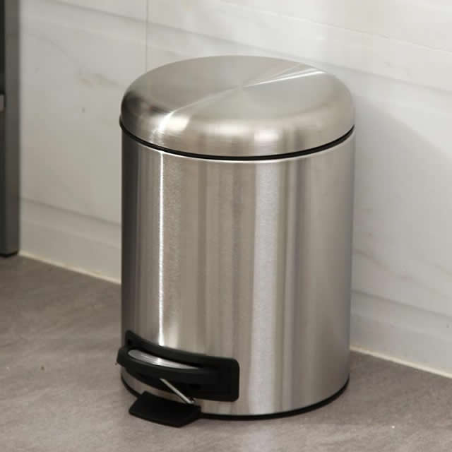 醫療不銹鋼腳踏式垃圾桶圖片
