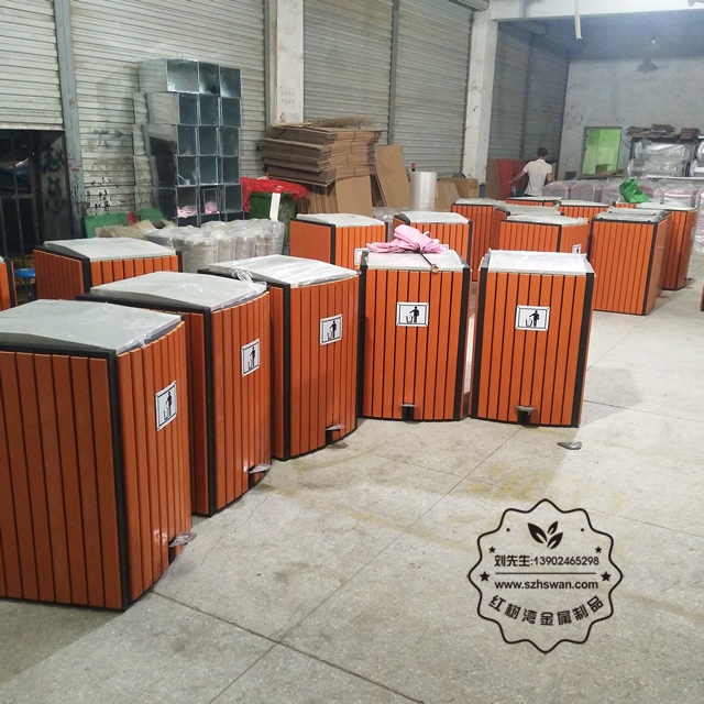 室內腳踏式鋼木垃圾桶圖片003