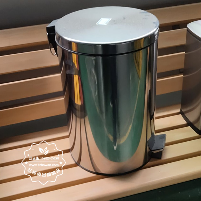 腳踏式不銹鋼垃圾桶 腳踏式不銹鋼垃圾桶
